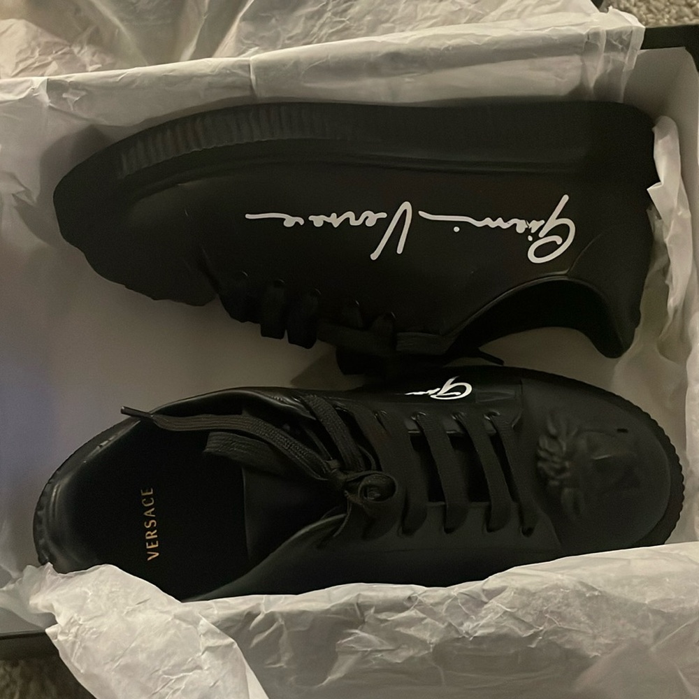 Versace BLACK Medusa head sneakers